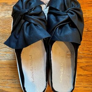 platform slip-on bow shoes in black with white soles Gabriella Michel (Italy) 7